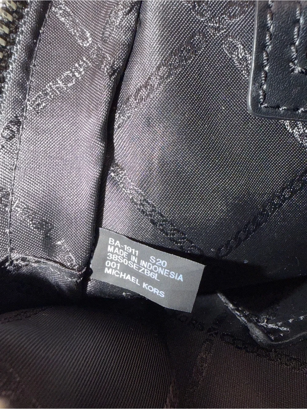 Michael Kors Rhea Zip Medium Backpack